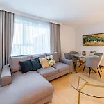 Rentplanet - Apartament Gwiazdzista